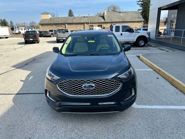 2023 Ford Edge — side profile view