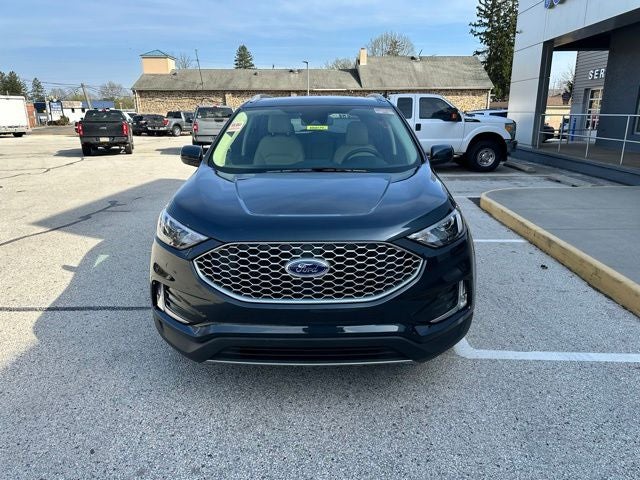 2023 Ford Edge — rear three-quarter view