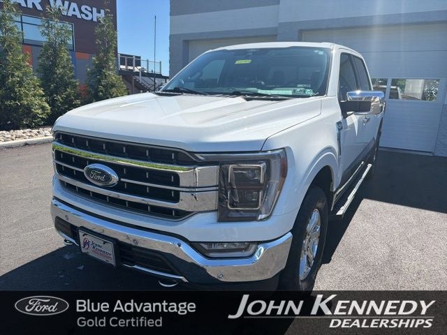 2022 Ford F-150 Lariat in Stone Gray — front three-quarter view