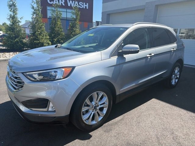 2022 Ford Edge — side profile view