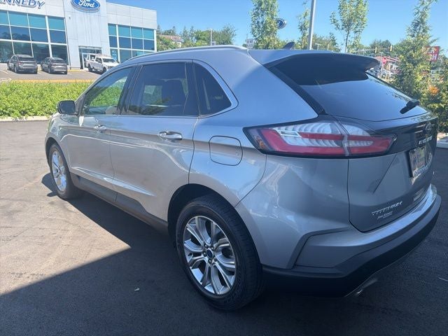 2022 Ford Edge — interior view