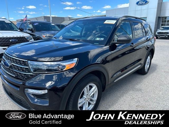 2022 Ford Explorer XLT in Black Metallic — front three-quarter view