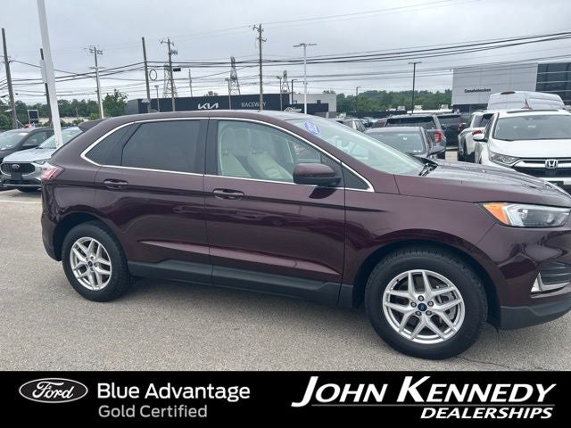 2022 Ford Edge — detail view