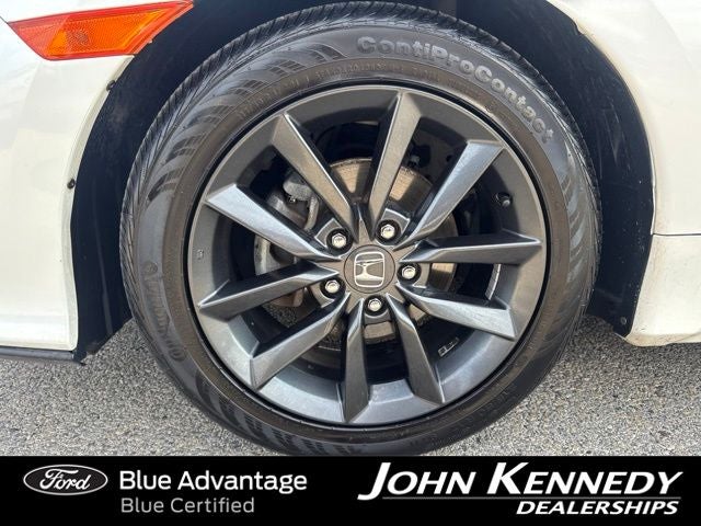 2021 Honda Civic — detail view