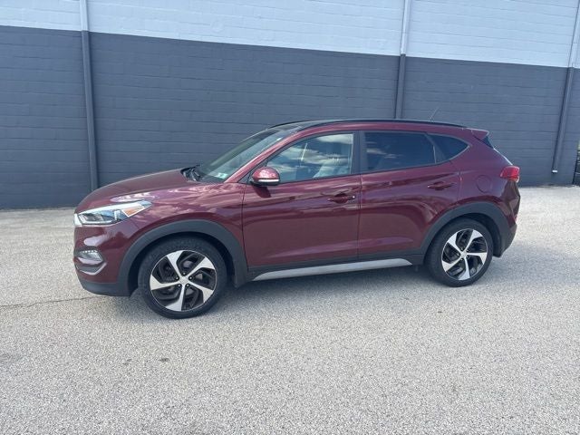 2017 Hyundai Tucson — interior view